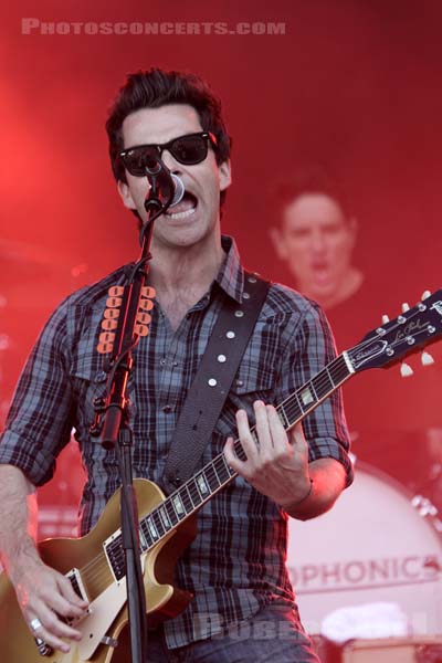 STEREOPHONICS - 2010-08-28 - SAINT CLOUD - Domaine National - Grande Scene - 